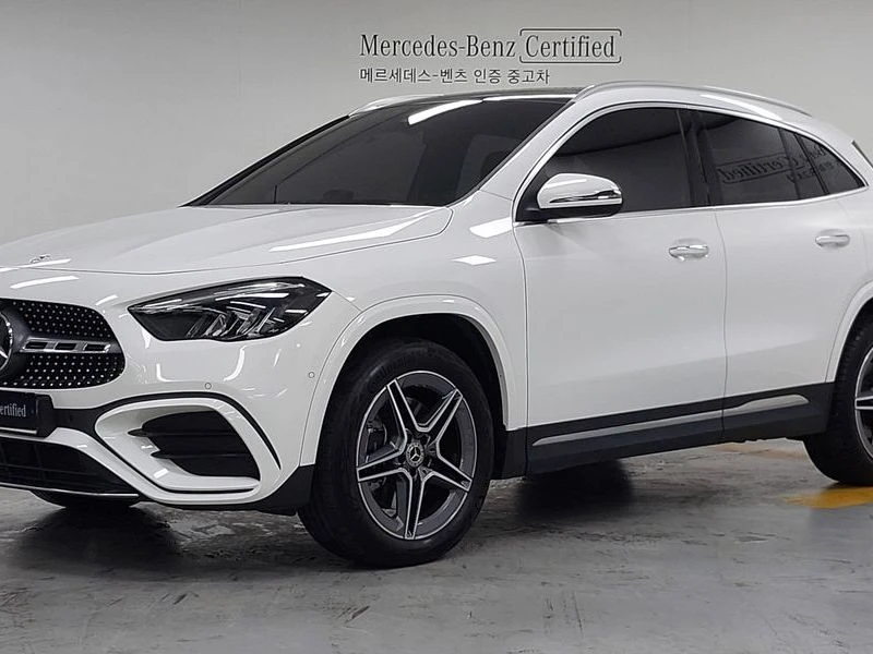 Mercedes-Benz GLA 250 Mercedes-Benz GLA 250 4MATIC* AMG LINE