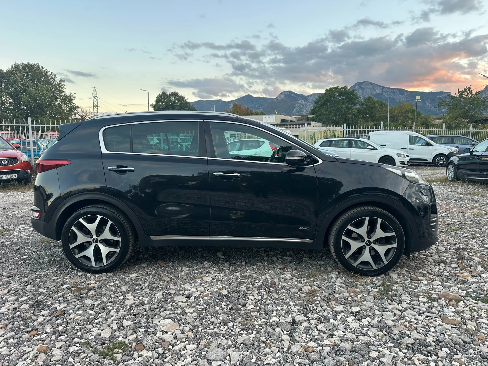 Kia Sportage 2.0CRDI 136kc GT-LINE FULLL - изображение 2