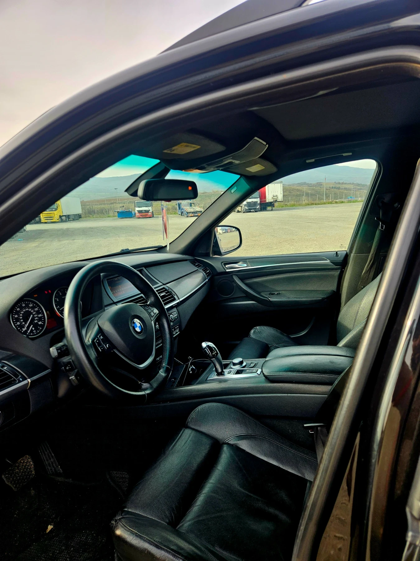 BMW X5 4.8i | Mobile.bg   9