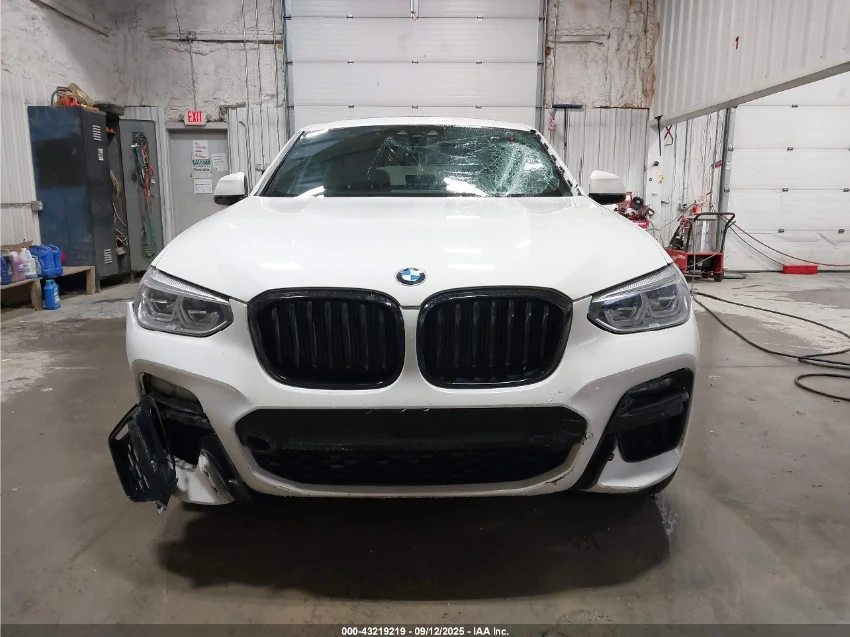 BMW X4  M40I* 18ХИЛ.КМ. - изображение 8