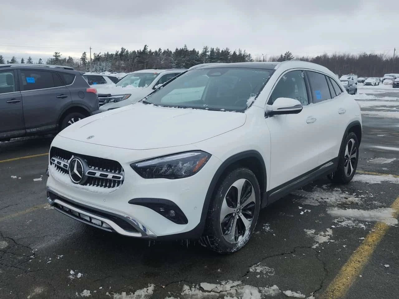Mercedes-Benz GLA 250 AMBIENT* PANORAMA* 2 KEYS* LANE ASSIST * CARFAX *  | Mobile.bg � ����������� 1