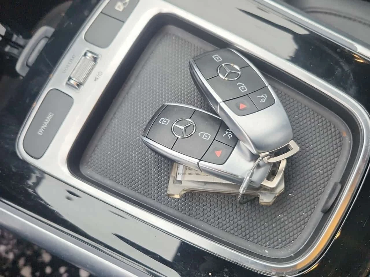 Mercedes-Benz GLA 250 AMBIENT* PANORAMA* 2 KEYS* LANE ASSIST * CARFAX *  | Mobile.bg � ����������� 16