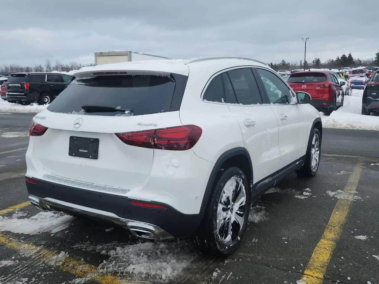 Mercedes-Benz GLA 250 AMBIENT* PANORAMA* 2 KEYS* LANE ASSIST * CARFAX *  | Mobile.bg � ����������� 3