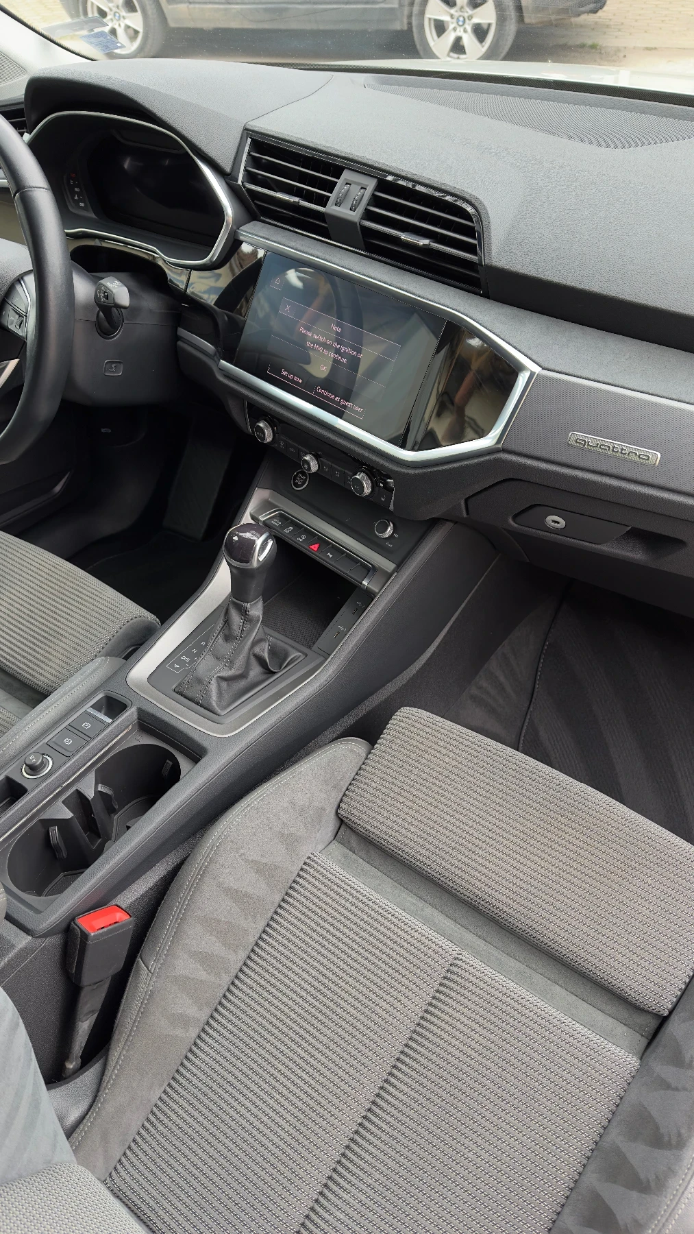 Audi Q3 Sportback 4.0 TFSI QUATTRO, снимка 7 - Автомобили и джипове - 54013876