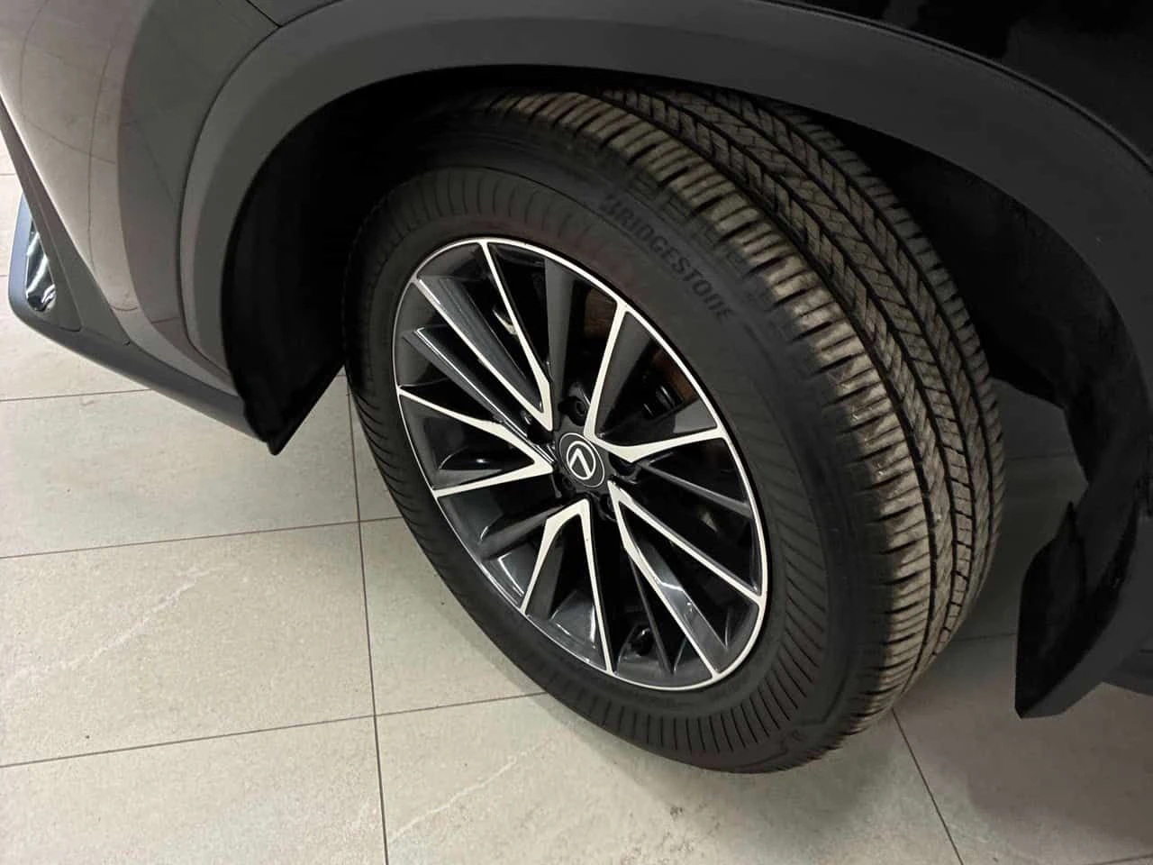 Lexus NX * 350 * PANO* KEYLESS* �������*  | Mobile.bg � ����������� 7