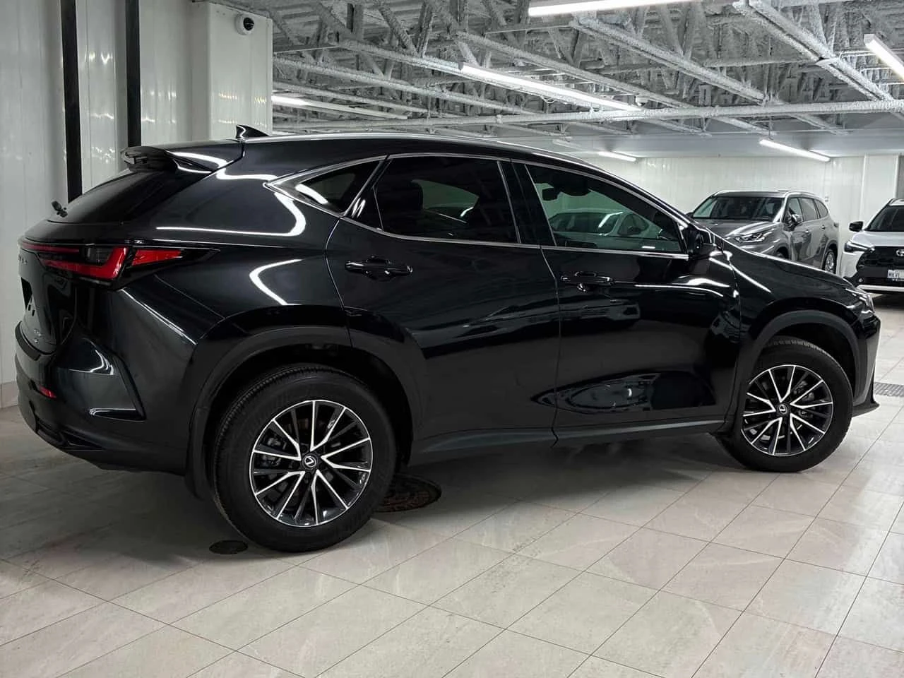 Lexus NX * 350 * PANO* KEYLESS* �������*  | Mobile.bg � ����������� 3