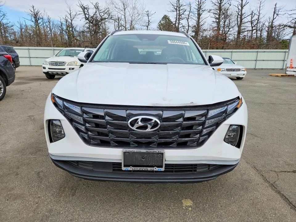Hyundai Tucson, снимка 5 - Автомобили и джипове - 54707808