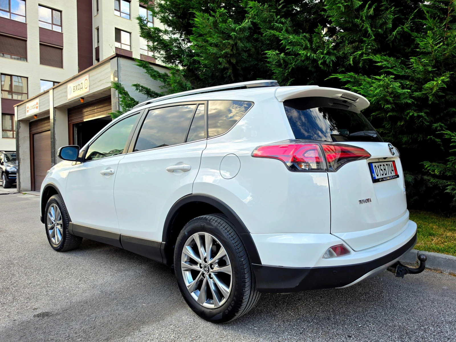 Toyota Rav4 2.0 PREMIUM, снимка 7 - Автомобили и джипове - 54769041