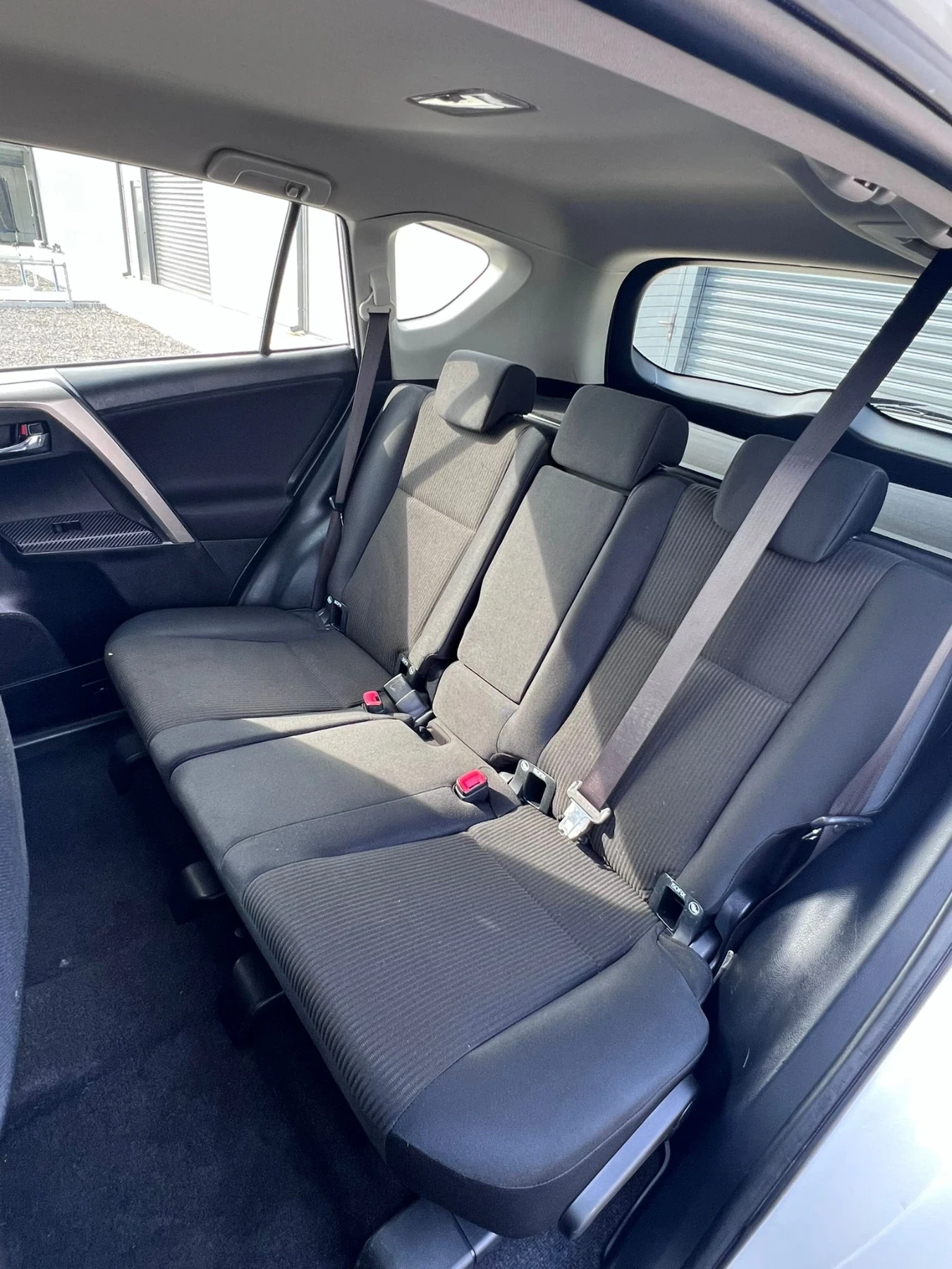 Toyota Rav4 2.0 D-4D/126кс., снимка 8 - Автомобили и джипове - 54775881