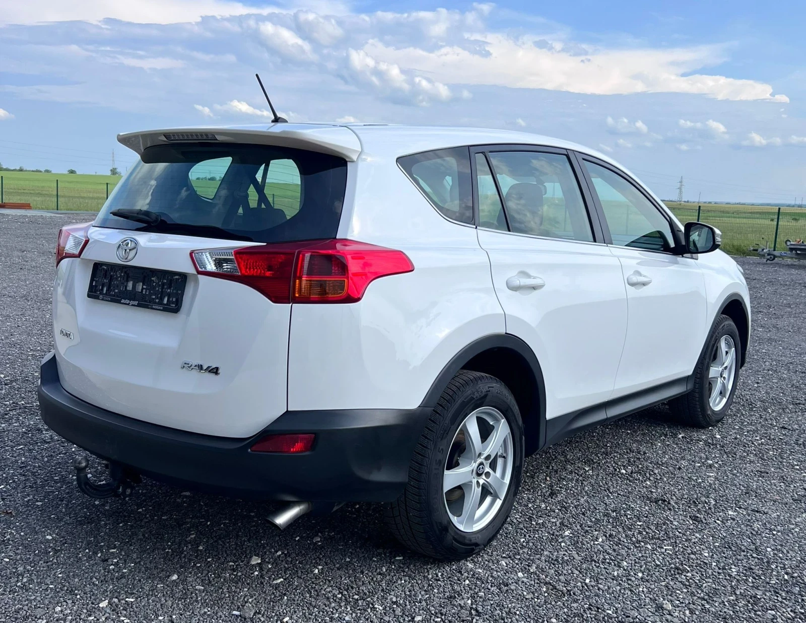 Toyota Rav4 2.0 D-4D/126кс., снимка 4 - Автомобили и джипове - 54775881