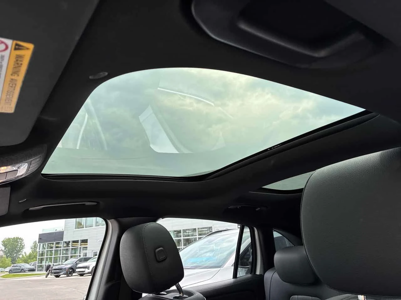 Mercedes-Benz GLA * 250 * CARFAX * БЕЗ ПЪРВОНАЧАЛНА ВНОСКА, снимка 16 - Автомобили и джипове - 55330076