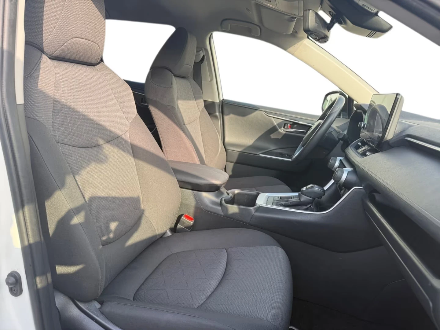 Toyota Rav4 HEV/218HP/CAM/NAVI/LED/CPLAY/KLESS/512q | Mobile.bg � ����������� 13
