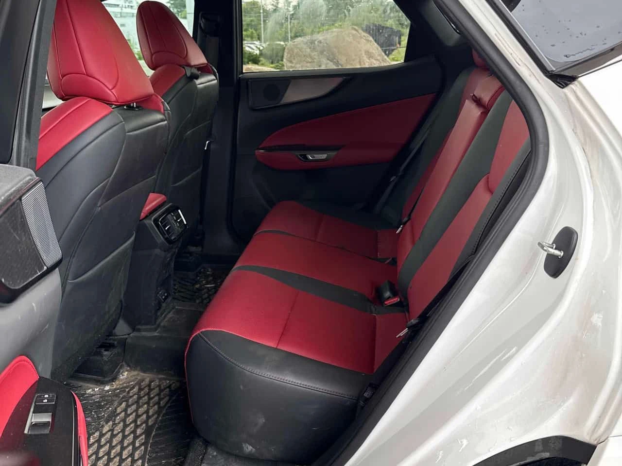 Lexus NX * 350 * DISTRONIC* ОБДУХВАНЕ* ПАНОРАМА* , снимка 15 - Автомобили и джипове - 55466359