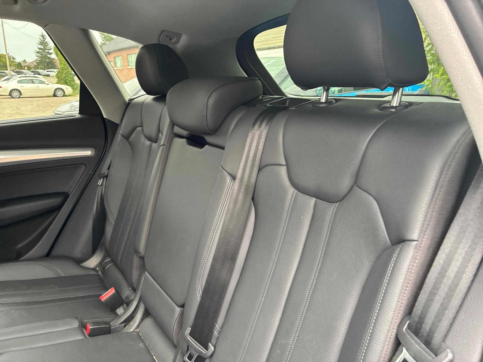 Audi Q5 * Progressiv * CARFAX * ОПЦИЯ ЗА ФИНАНСИРАНЕ, снимка 11 - Автомобили и джипове - 56156402