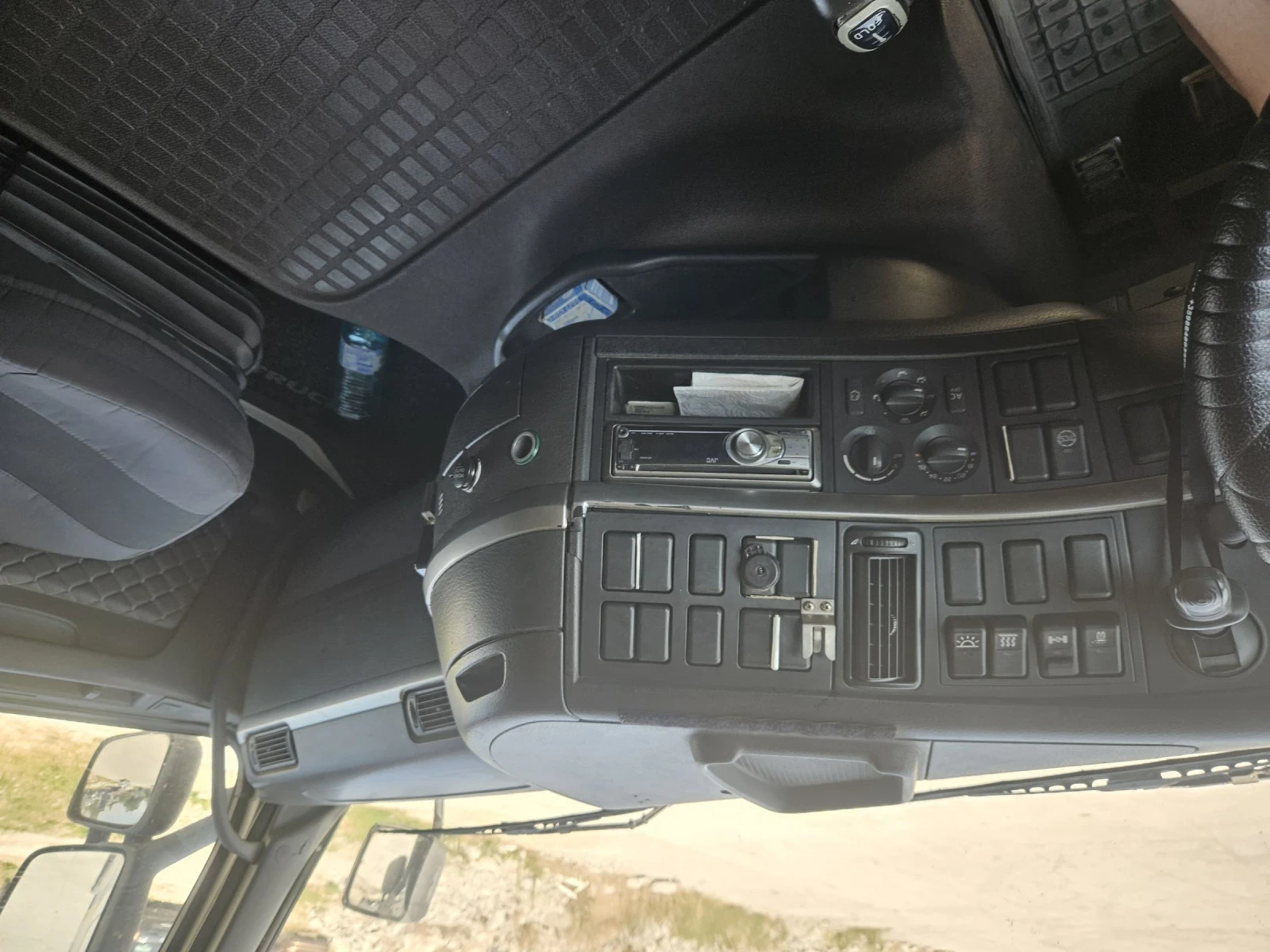 Volvo Fh 12 460, снимка 10 - Камиони - 55527910