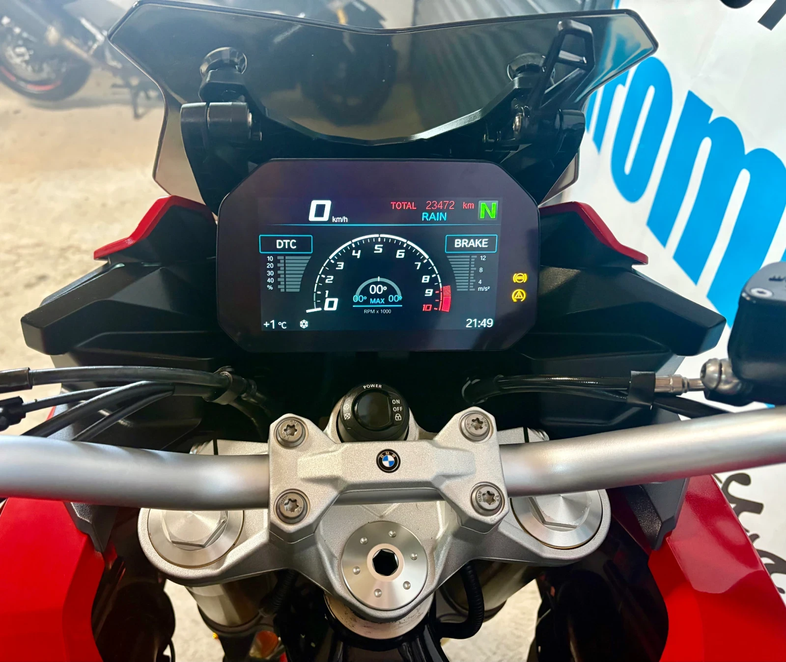 BMW F 900XR Dynamic  - изображение 7