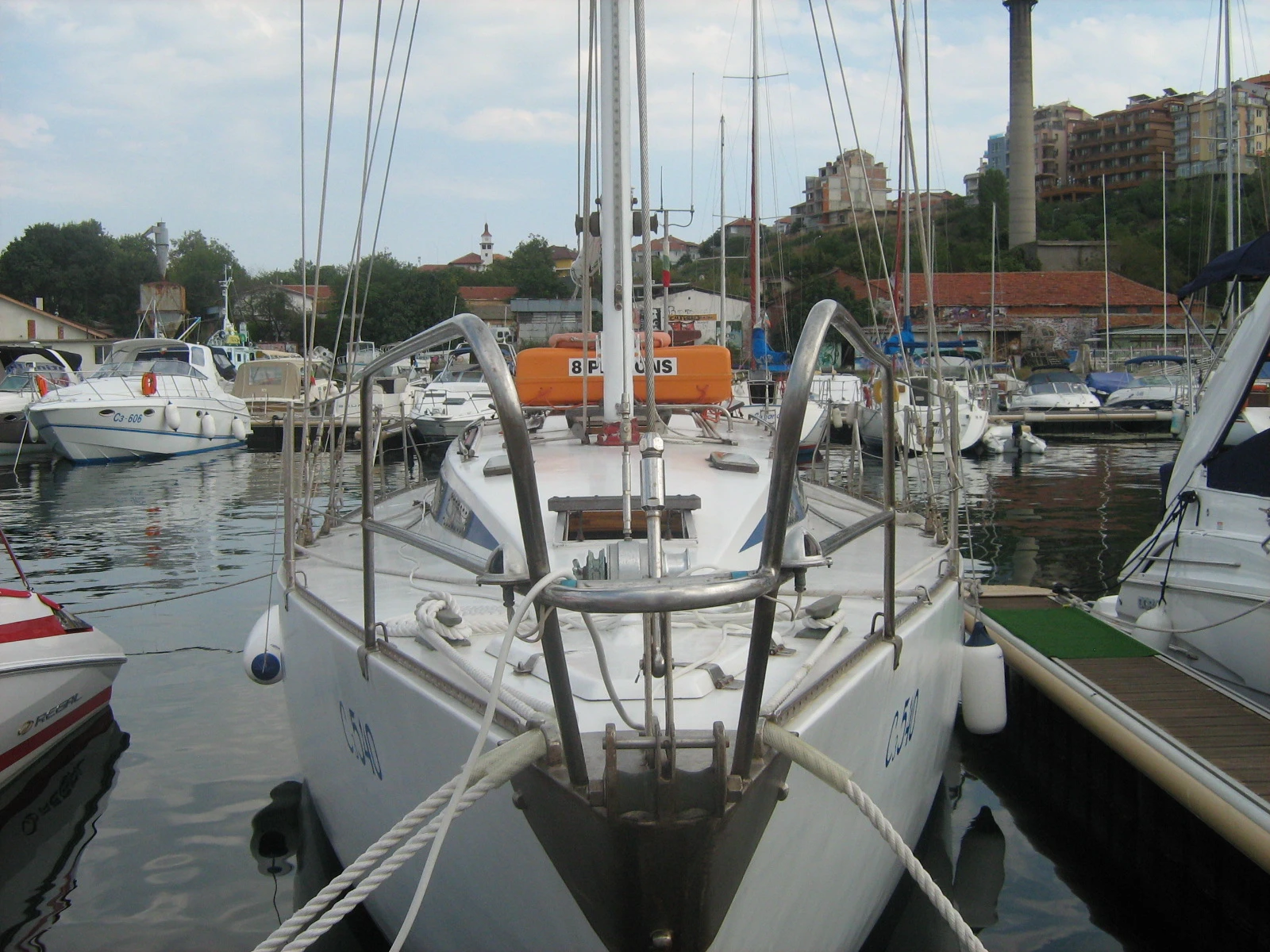 ���������� ����� Classic | Mobile.bg � ����������� 4