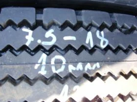 Гуми, снимка 1