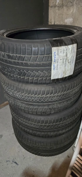 Гуми Зимни 285/45R22, снимка 6 - Гуми и джанти - 47983378