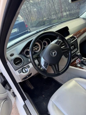 Mercedes-Benz C 300 C 300, 231кс, 4 Matic - 8500 € / 16624.56 лв. - 87122968 9