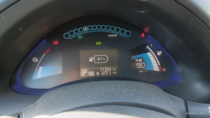 Nissan Leaf , снимка 6 - Автомобили и джипове - 47540292