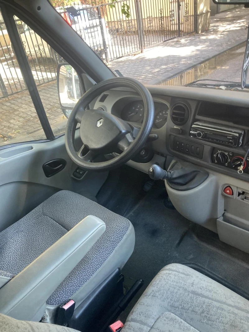 Renault 10 2.2 dci  climaTOP , снимка 17 - Автомобили и джипове - 47871226