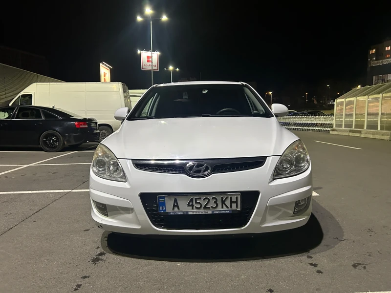 Hyundai I30 1.6 CRDI, снимка 1 - Автомобили и джипове - 48248074