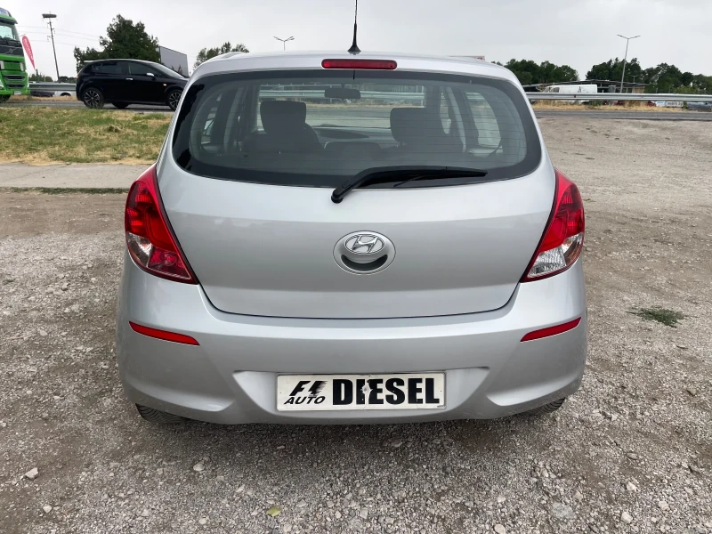 Hyundai I20 1.1GRDI-FEIS-LED-ITALIA, снимка 11 - Автомобили и джипове - 50969719