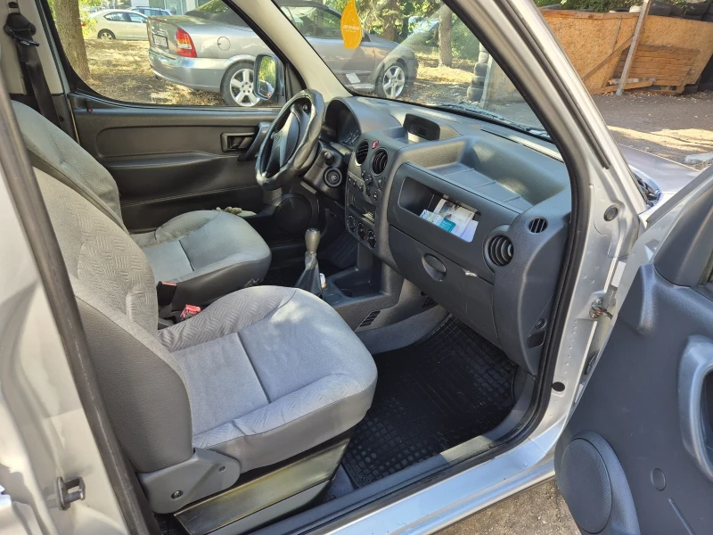 Citroen Berlingo, снимка 11 - Автомобили и джипове - 52408450