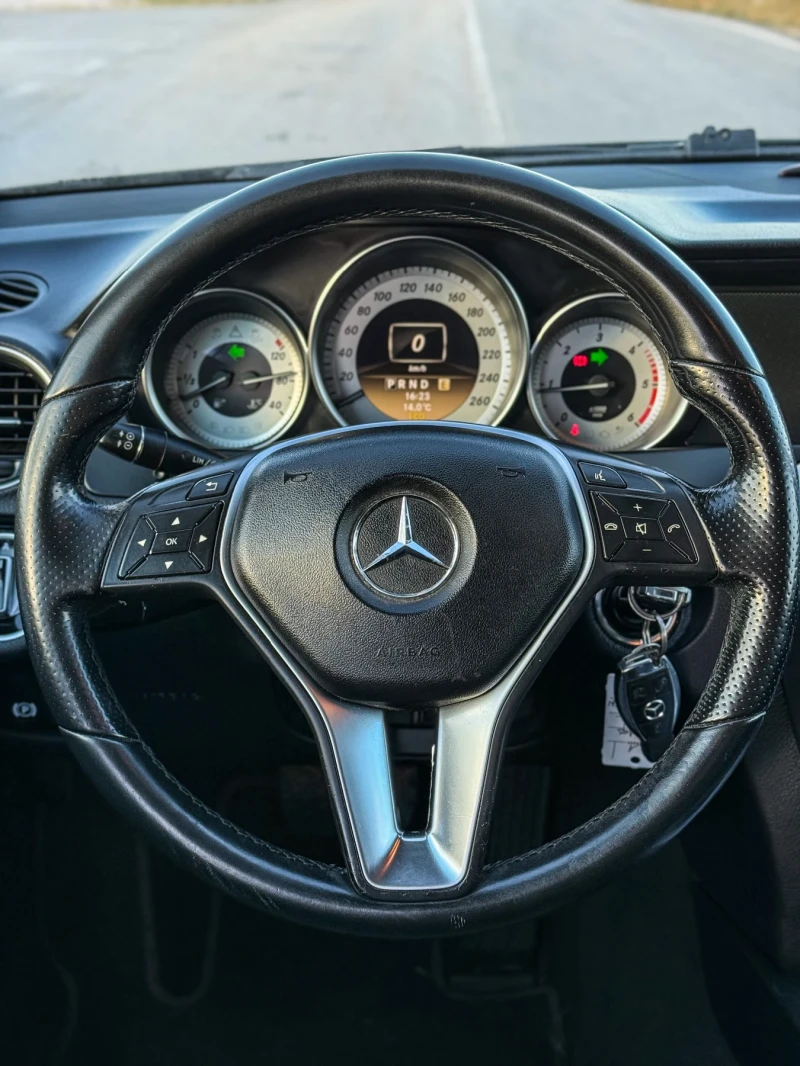 Mercedes-Benz C 220 AVANTGARDE 170к.с., снимка 11 - Автомобили и джипове - 52203862