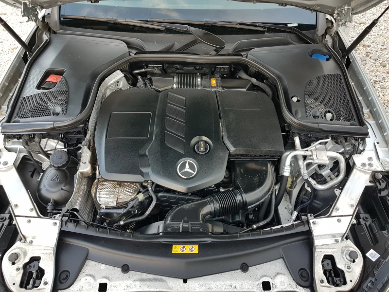Mercedes-Benz E 220 D - 194 к.с. /10/2018 г. ЛИЗИНГ, снимка 17 - Автомобили и джипове - 52402575