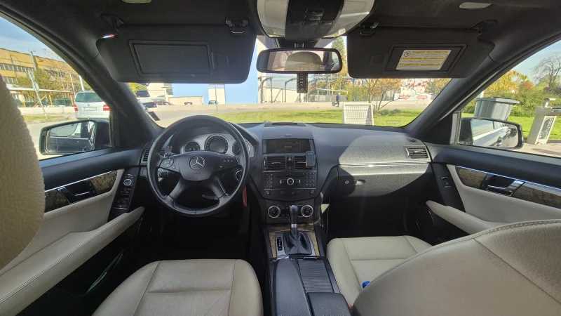Mercedes-Benz C 320 CDI 4-MATIC, снимка 5 - Автомобили и джипове - 52669943