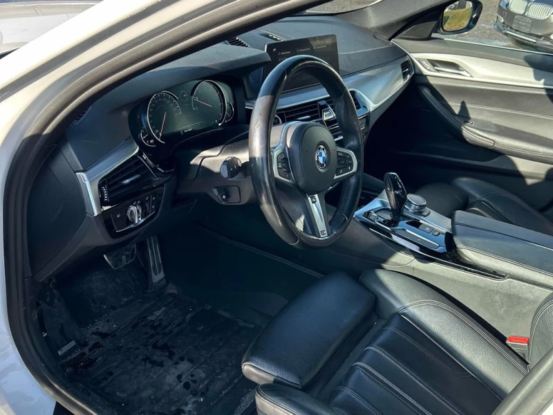 BMW 530 * 530i xDrive * CARFAX * ЦЕНА ДО БГ, снимка 6 - Автомобили и джипове - 53047248