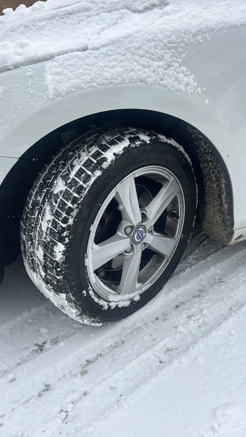 Volvo V40 2.0 D 120 к.с. EURO 6B, снимка 7 - Автомобили и джипове - 53180109