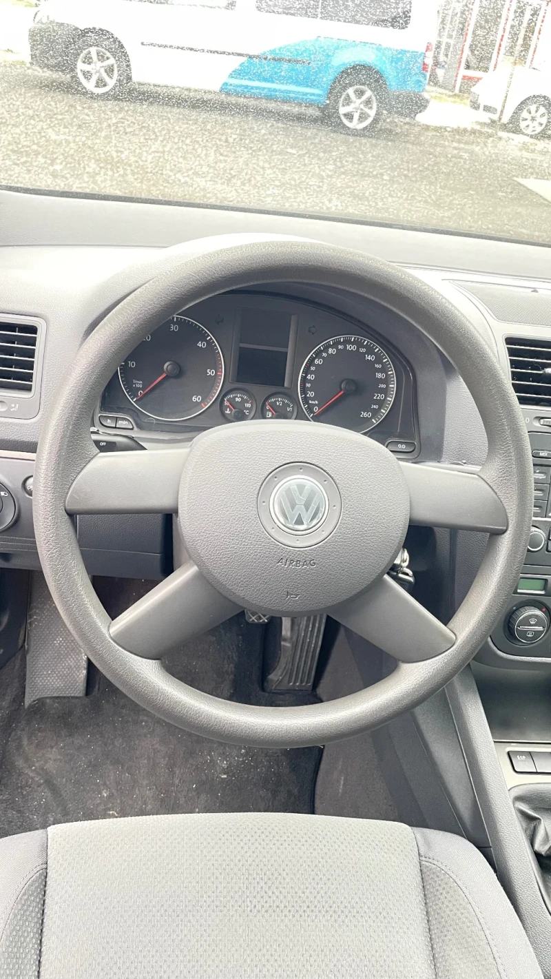 VW Golf, снимка 11 - Автомобили и джипове - 53293106