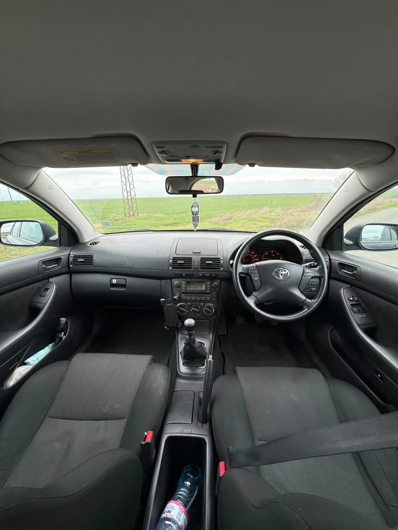 Toyota Avensis, снимка 8 - Автомобили и джипове - 53293468