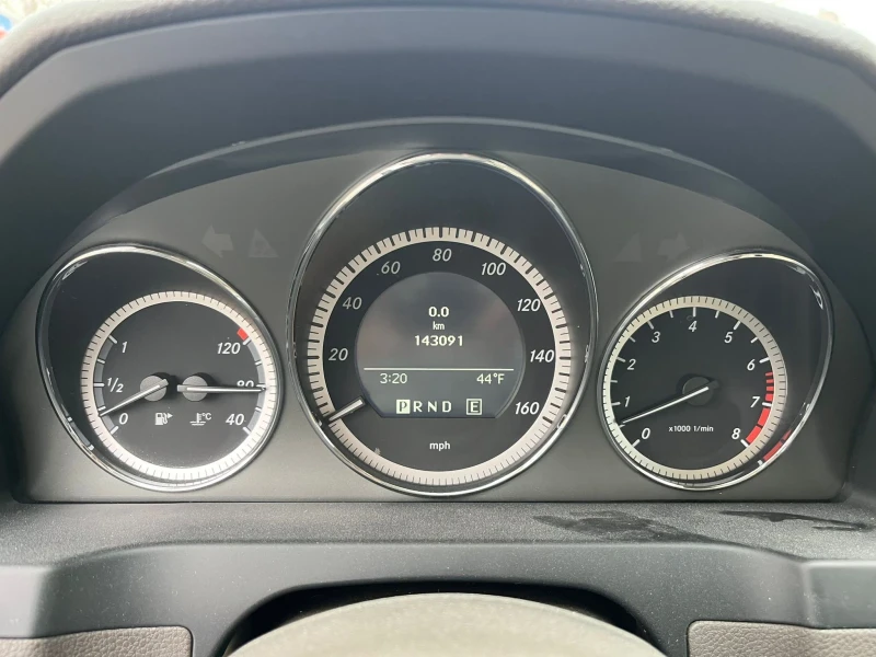 Mercedes-Benz C 300 4 matic, снимка 10 - Автомобили и джипове - 53340121