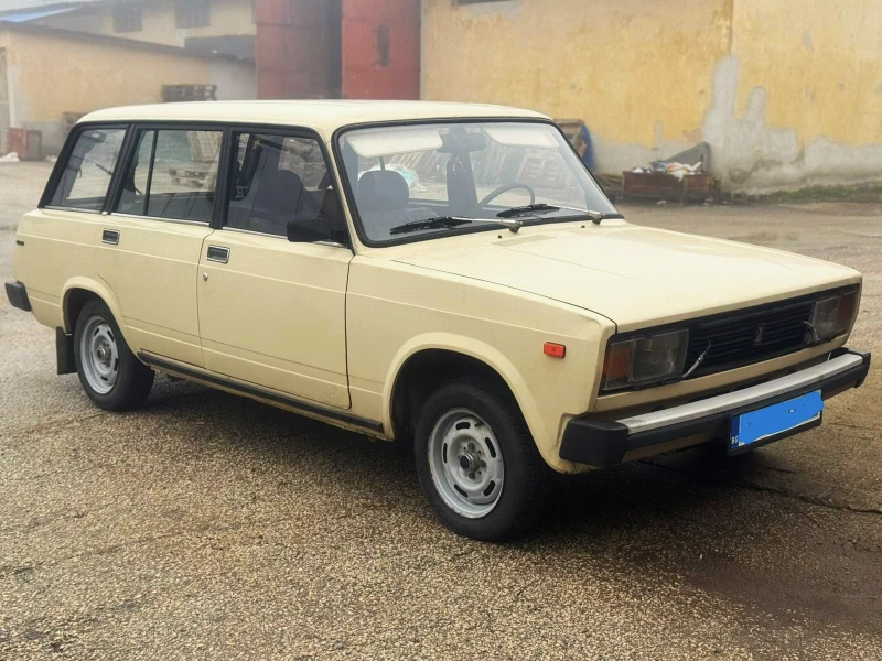 Lada 2104