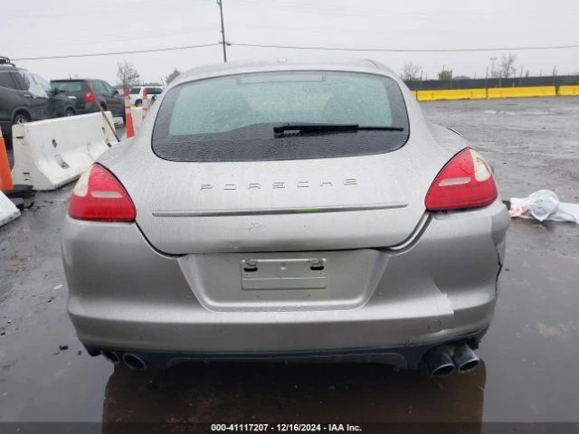 Porsche Panamera, снимка 16 - Автомобили и джипове - 48724497