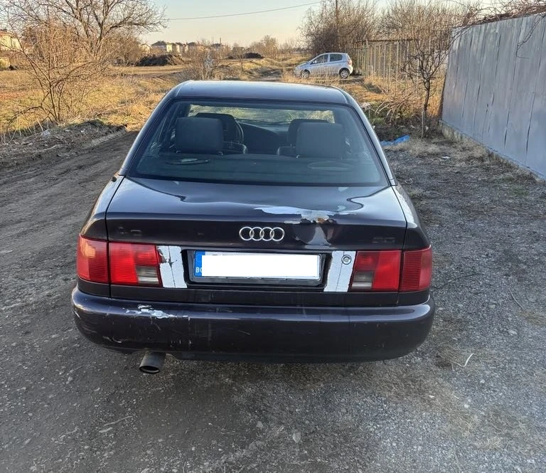 Audi A6 2.0, снимка 6 - Автомобили и джипове - 49048402