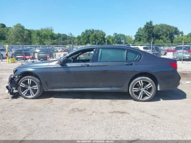 BMW 750 XDRIVE - изображение 9