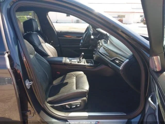 BMW 750 XDRIVE | Mobile.bg   11