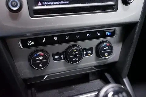 VW Passat 2, 0TDI-150k.c/EURO6/НАВИГАЦИЯ/ПОДГРЕВ/КАТО НОВ!!!, снимка 9 - Автомобили и джипове - 52851795