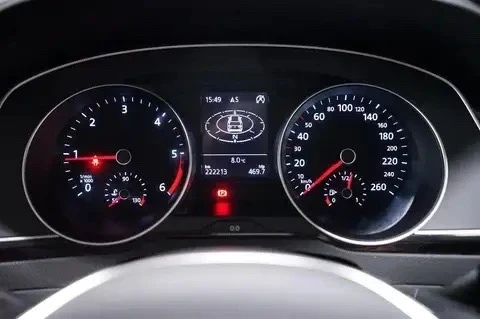 VW Passat 2, 0TDI-150k.c/EURO6/НАВИГАЦИЯ/ПОДГРЕВ/КАТО НОВ!!!, снимка 8 - Автомобили и джипове - 52851795