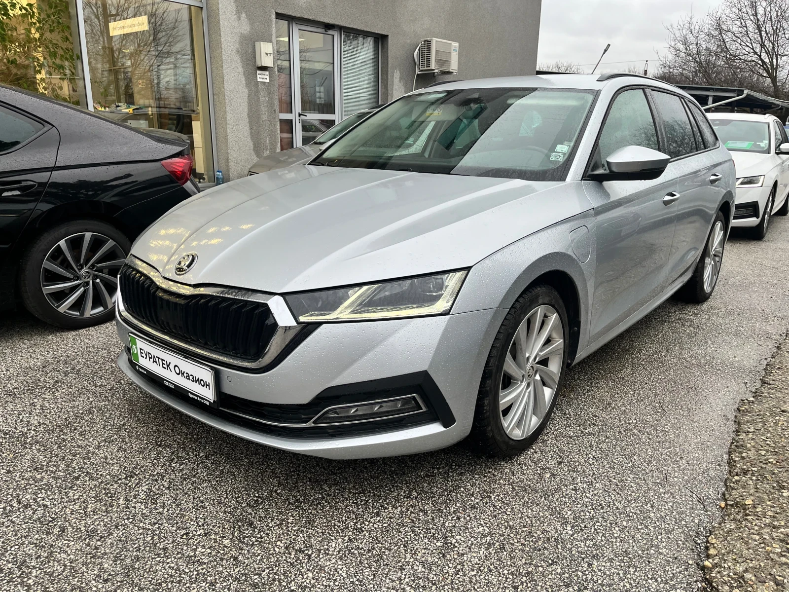 Skoda Octavia 1.4 TSI P-HEV/150 KW/204 к.с./ батерия 13 kwh, снимка 1