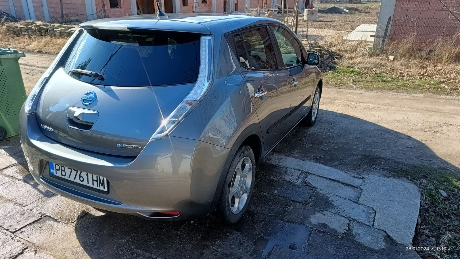 Nissan Leaf   - изображение 4