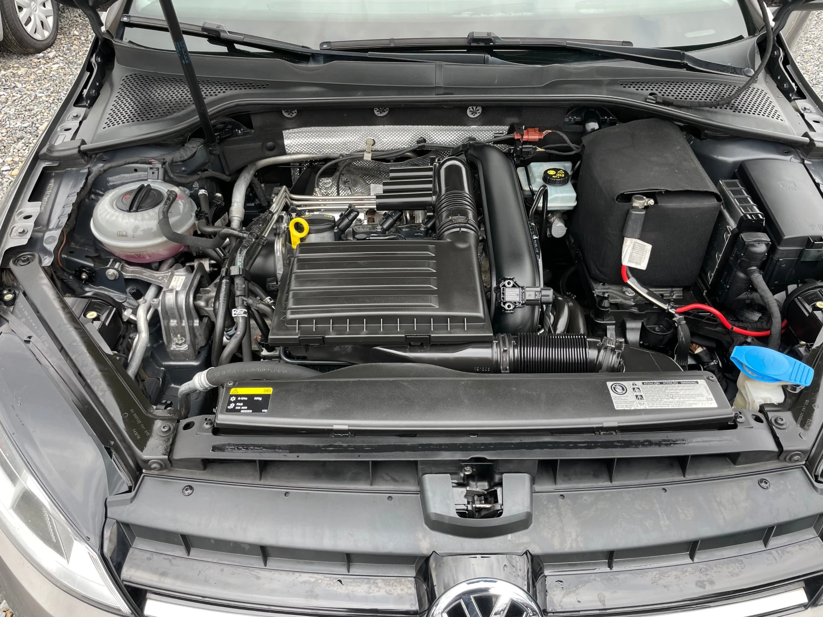 VW Golf 1.4 TSI EVRO5B  | Mobile.bg — изображение 15