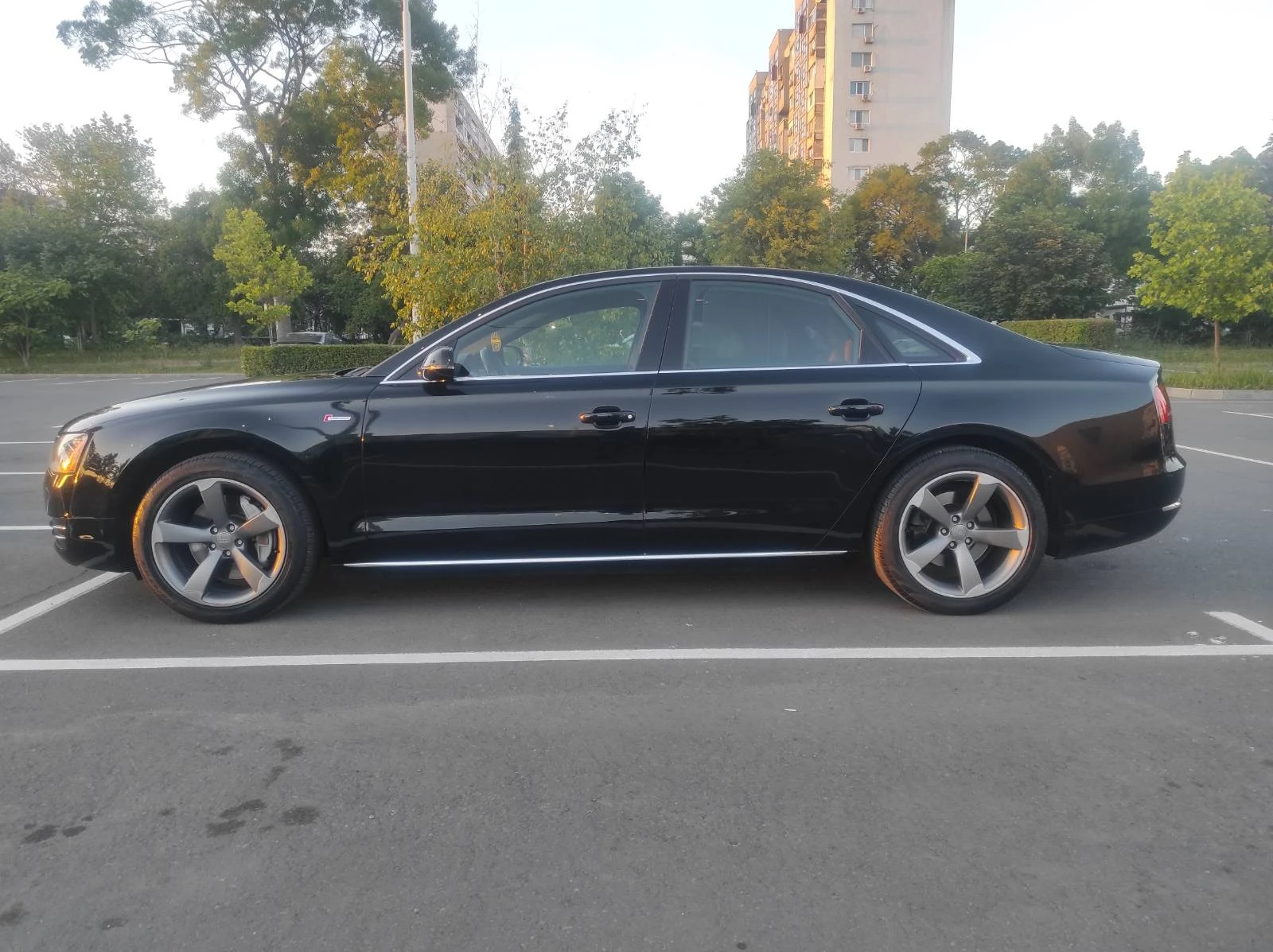 Audi A8  - изображение 6