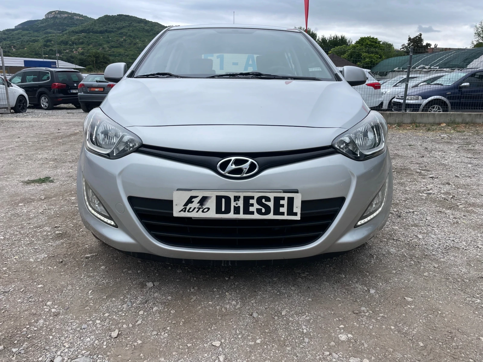 Hyundai I20 1.1GRDI-FEIS-LED-ITALIA - изображение 3