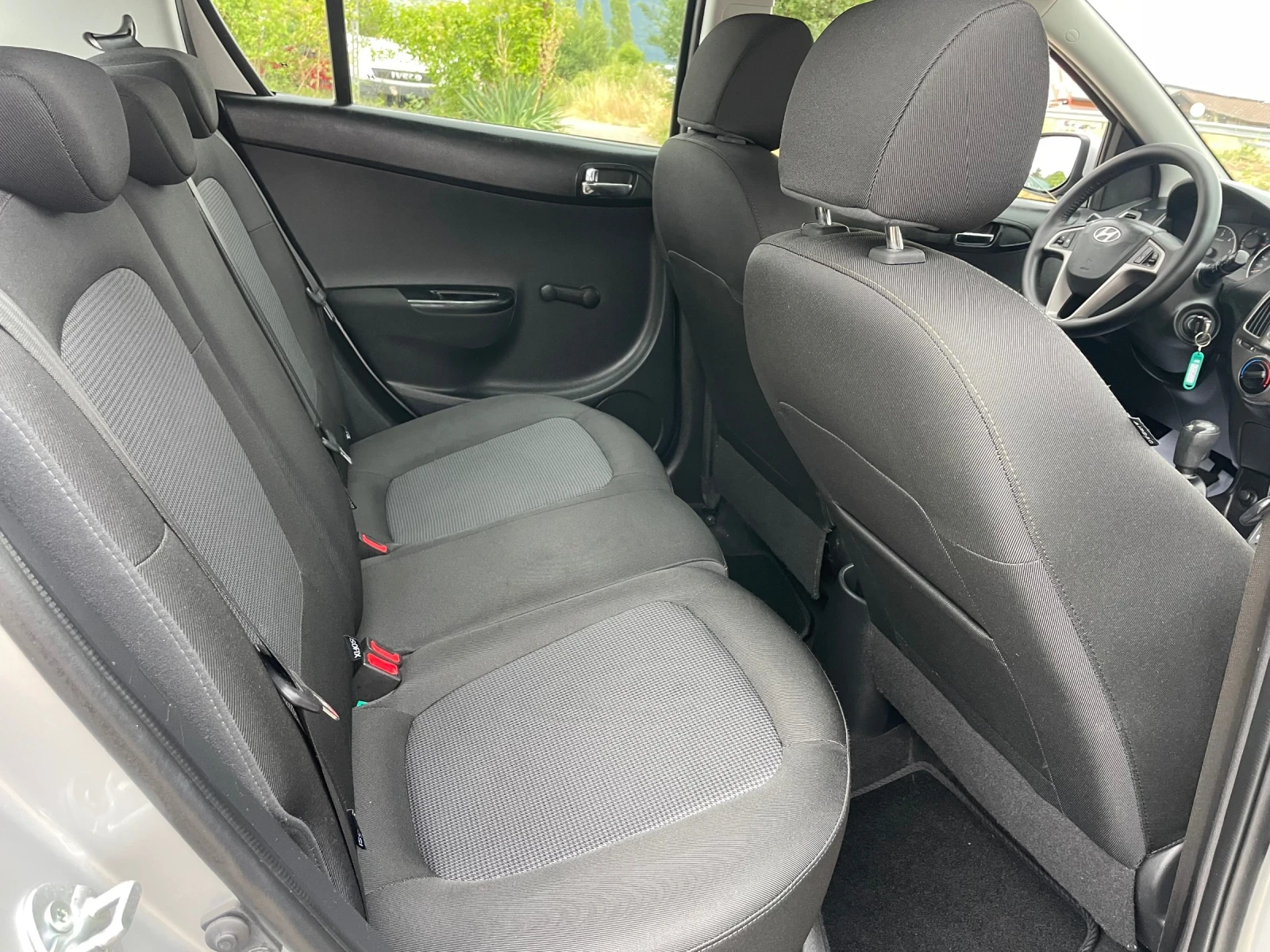 Hyundai I20 1.1GRDI-FEIS-LED-ITALIA - изображение 8